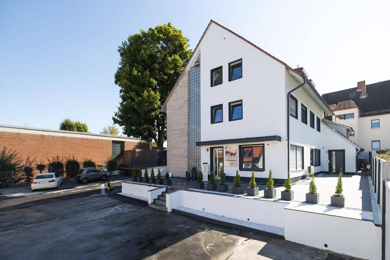 Staystay Guesthouse I 24 Hours Check-In in Nuremberg, Frankenalb