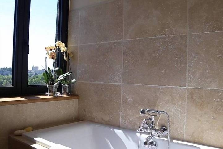 Suite-Panorama-Ensuite mit Bad-Blick auf den Fluss-Suite Panoramique in Villeneuve-lès-Avignon, Nimes und Umgebung