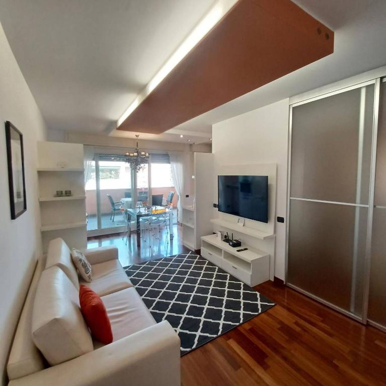 Ganze Wohnung, Ferienwohnung für 4 Personen mit Seeblick in Sarnico, Iseosee