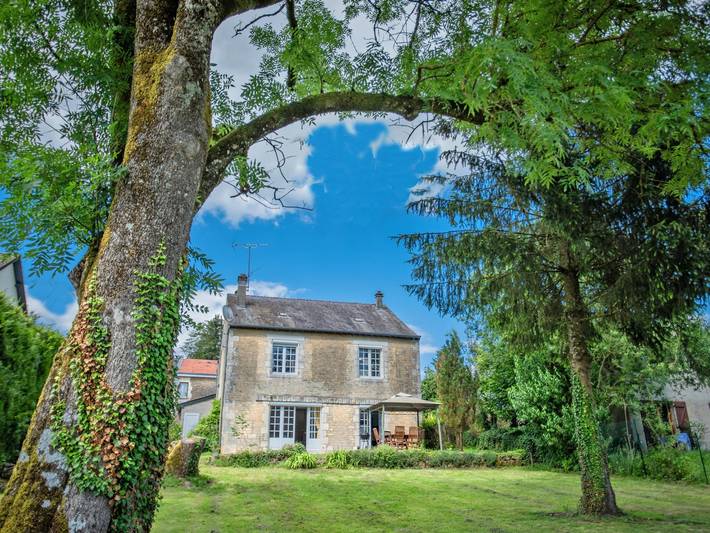 Location de vacances pour 6 personnes, avec Jardin à Jandun