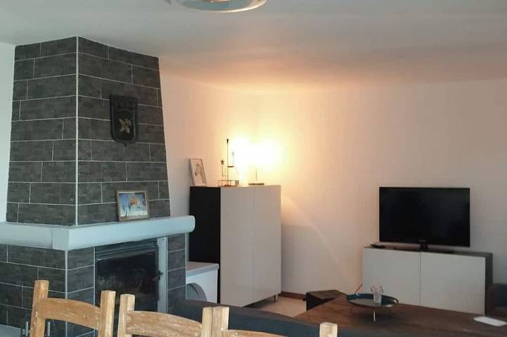 Location de vacances pour 6 personnes, avec balcon et jardin à L'Escale (Alpes-de-Haute-Provence)