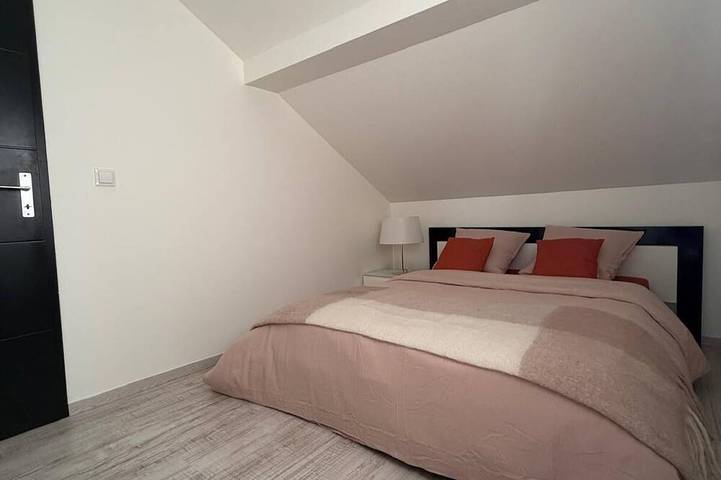 Gîte pour 4 personnes, avec Balcon et Jardin à Chavanod - 4