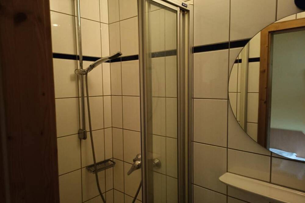 Ganze Wohnung, Apartment Atlantis Dg in Vohburg an der Donau, Landkreis Pfaffenhofen an der Ilm