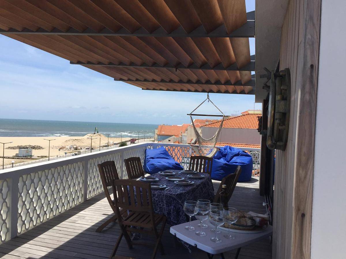 Three-Bedroom House in Praia de Buarcos, Figueira da Foz