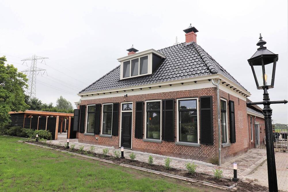 Stilvolles Bauernhaus mit Whirlpool in Friesland