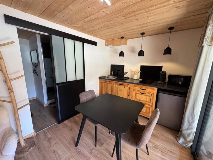 Gîte pour 2 personnes, avec jardin et vue dans Glières-Val-de-Borne - 4