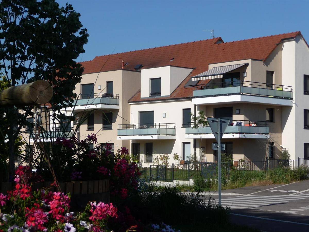 Appartement entier, Apartment with Terrace in Marlenheim, Nord de l'Alsace