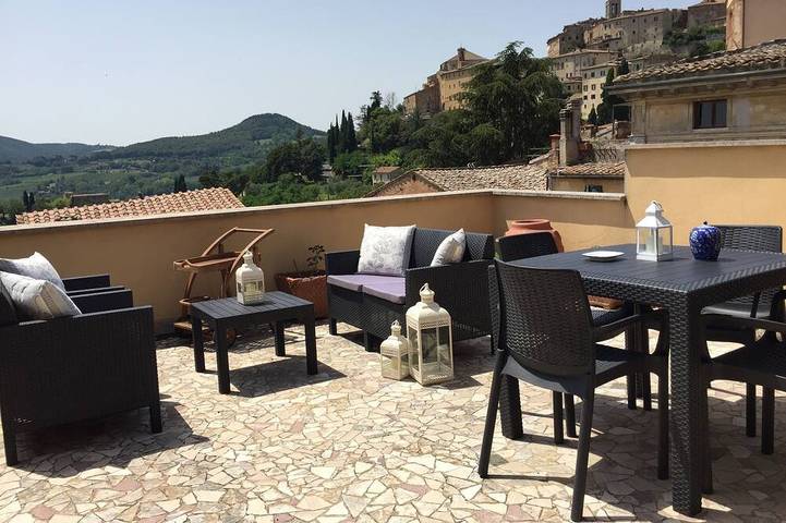 Vacation rental for 4 people, with terrace in Montepulciano