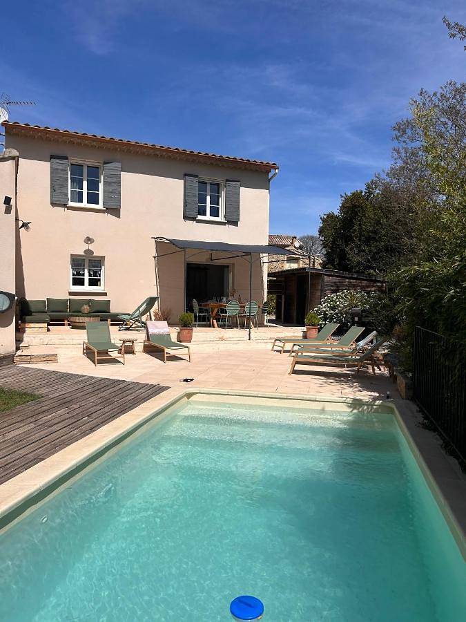Location de vacances pour 6 personnes, avec piscine et jardin à Saint-Laurent-la-Vernède - 4