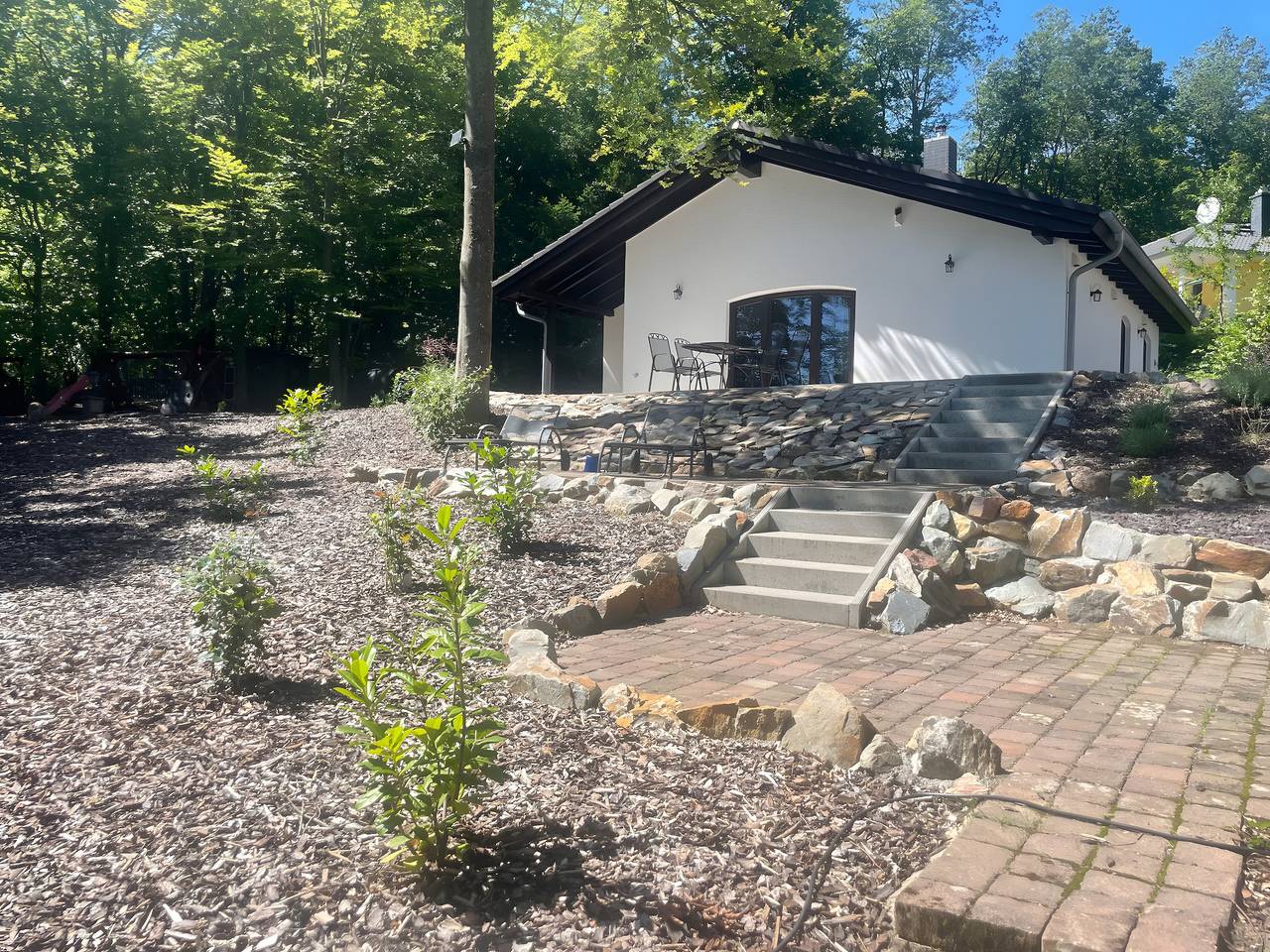 Ferienhaus 'Schindeldorf' mit privater Terrasse, privatem Garten und Wi-Fi in Stromberg, Landkreis Bad Kreuznach