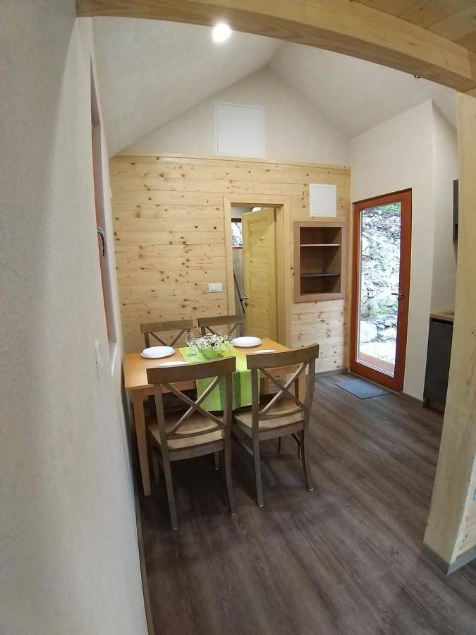 Ferienpark für 4 Personen, mit Ausblick und Garten sowie Terrasse in Slowenien - 3