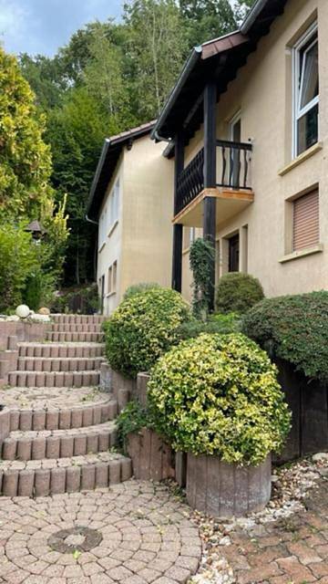 Appartement de vacances pour 4 personnes, avec terrasse et jardin