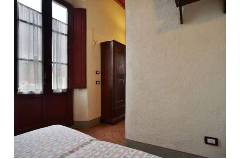 Appartamento intero, Three bedrooms apt. F in a Old Pasta factory with shared pool in Greve In Chianti, Chianti