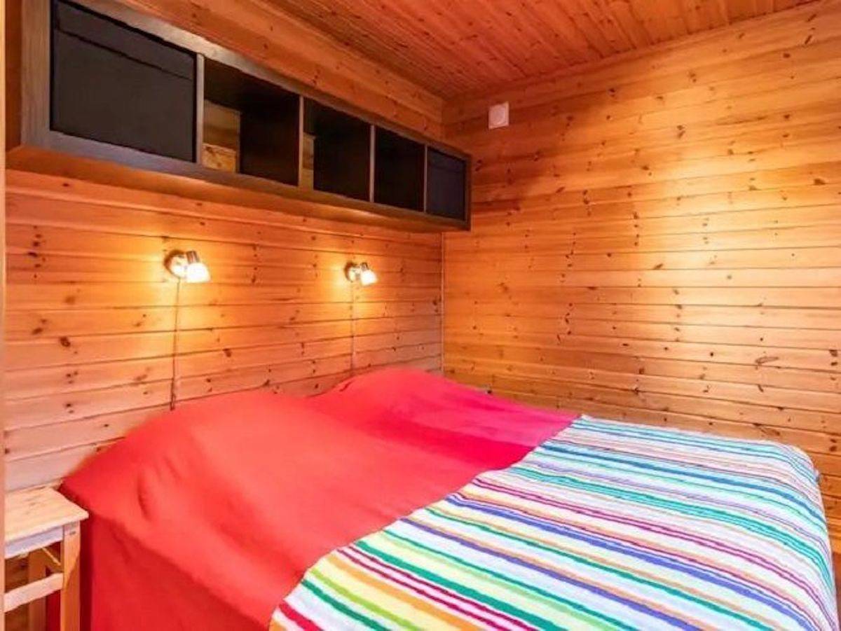 Urlaub am See mit Seeblick und Internet in Kalvshult, Kronoberg