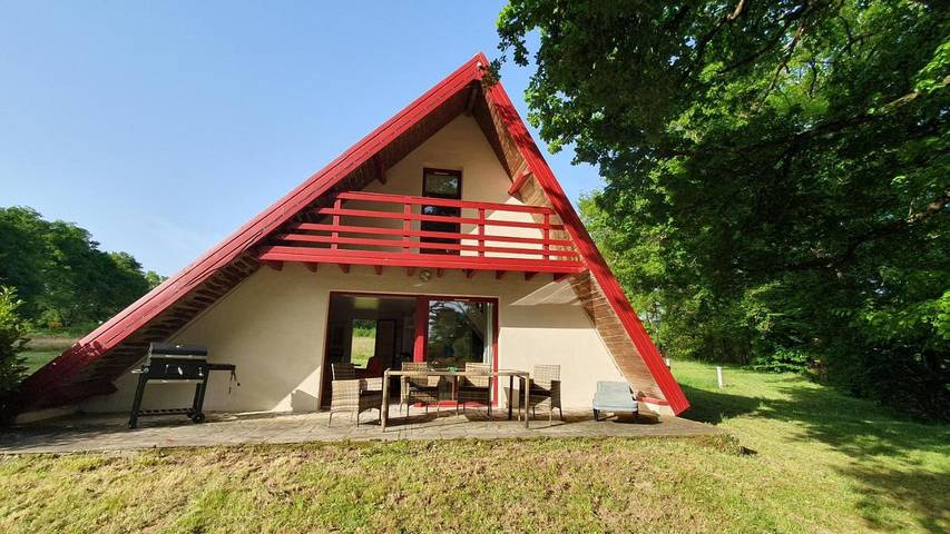 Chalet pour 6 personnes, avec vue et vue sur le lac ainsi que jardin et piscine, animaux acceptés dans Indre - 4