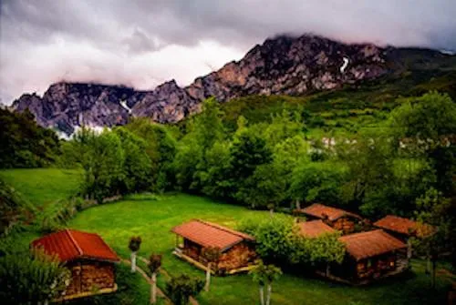 Hotel for 2 people, with terrace and garden - 1