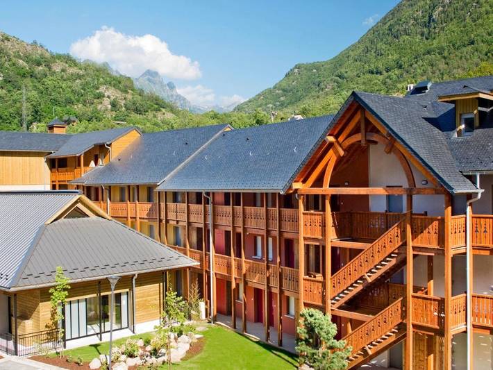 Appart’hôtel pour 2 personnes, avec vue et terrasse, animaux acceptés