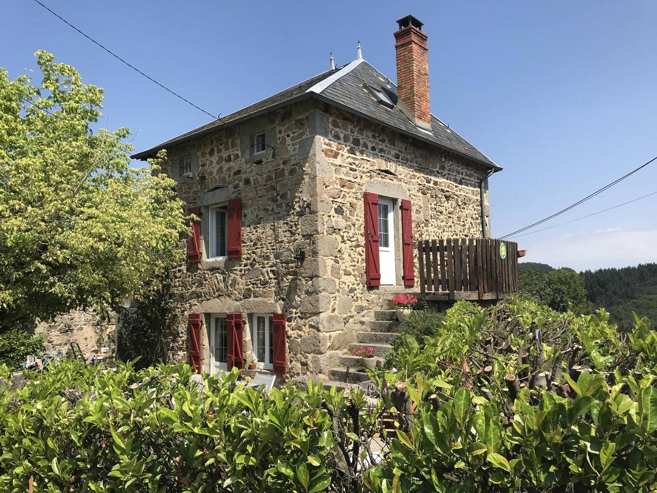 Casa familiar con jardín cerrado, chimenea, mascotas permitidas e internet en Ferrières-sur-Sichon in Ferrières-sur-Sichon, Región de Vichy