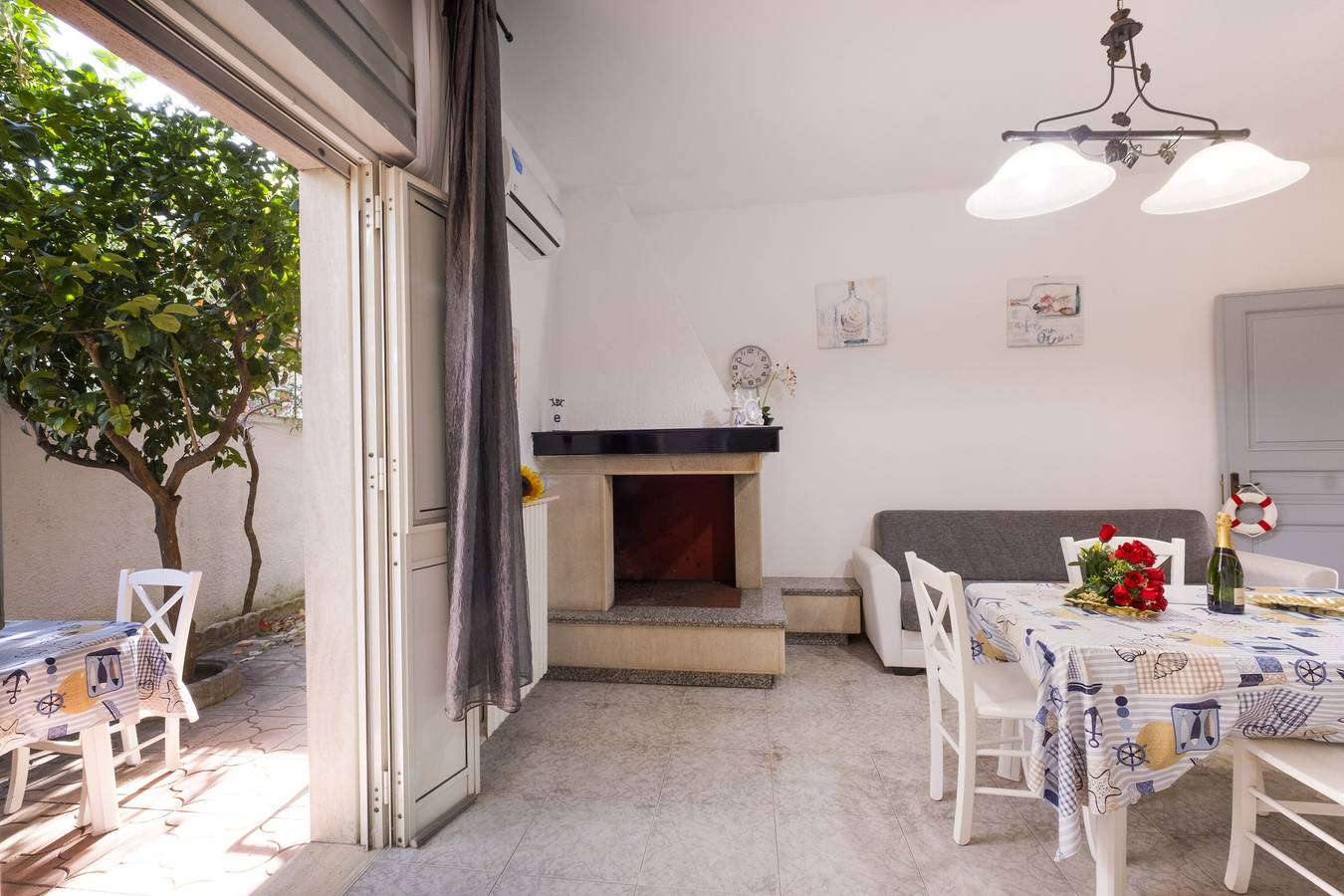 Maison de vacances 'Via Beethowen' avec vue mer, Wi-Fi et climatisation in Porto Cesareo, Golfe de Tarente