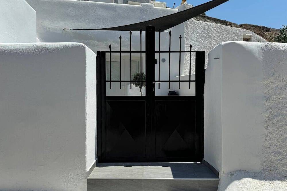 Minicanava in Santorin