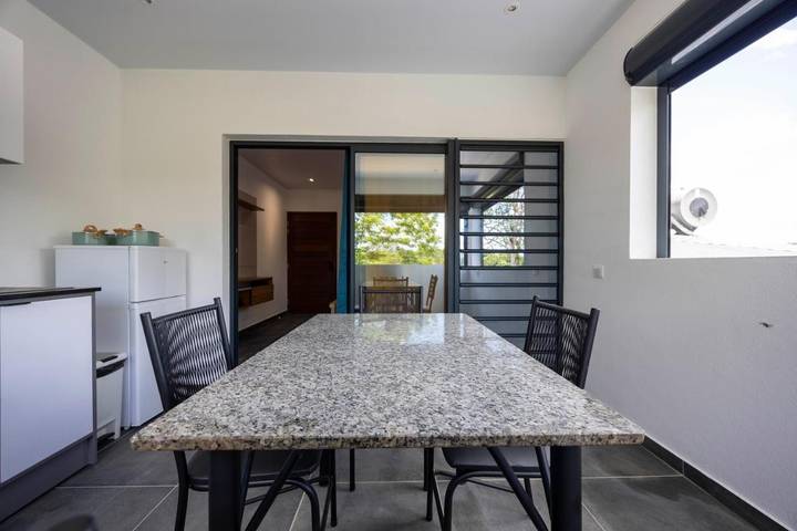 Gîte pour 2 personnes, avec vue et terrasse, animaux acceptés à Saint-Laurent-du-Maroni - 3