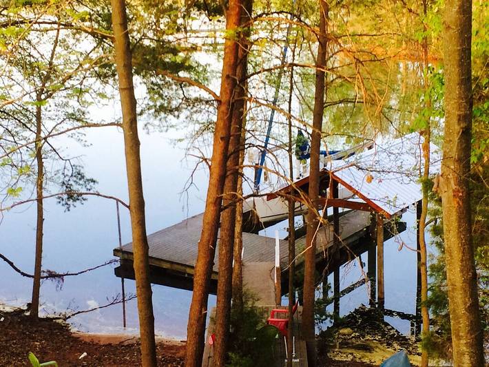 Lake house for 5 people, with yard in Lake Norman