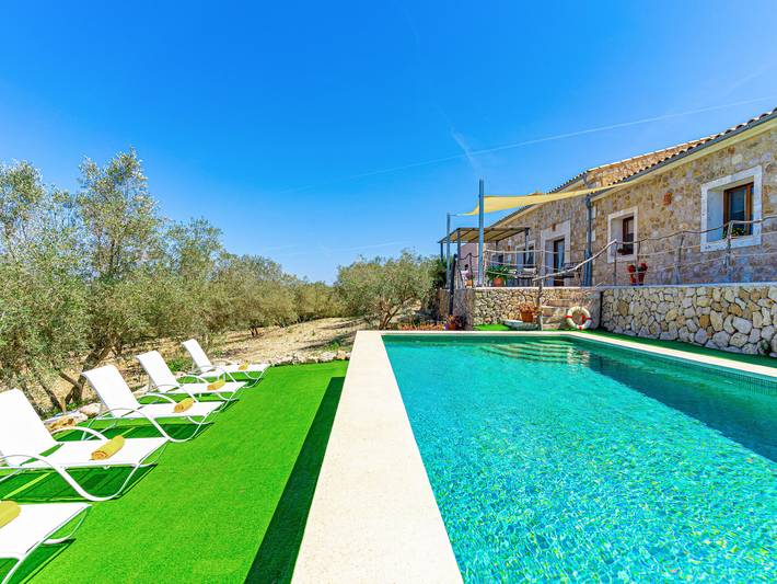Villa für 8 Personen, mit Terrasse und Garten sowie Pool - 1