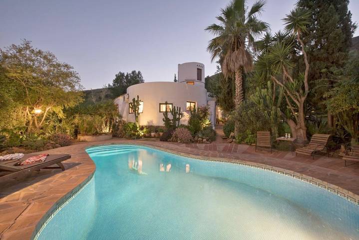Maison d’hôte pour 2 personnes, avec Balcon et Terrasse ainsi que Jardin et Piscine à Mijas