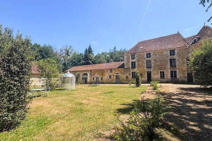 Château pour 14 personnes, avec piscine et jardin en Normandie