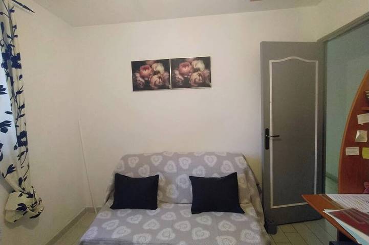 Location de vacances pour 6 personnes, avec jardin et balcon, animaux acceptés à Autignac - 2