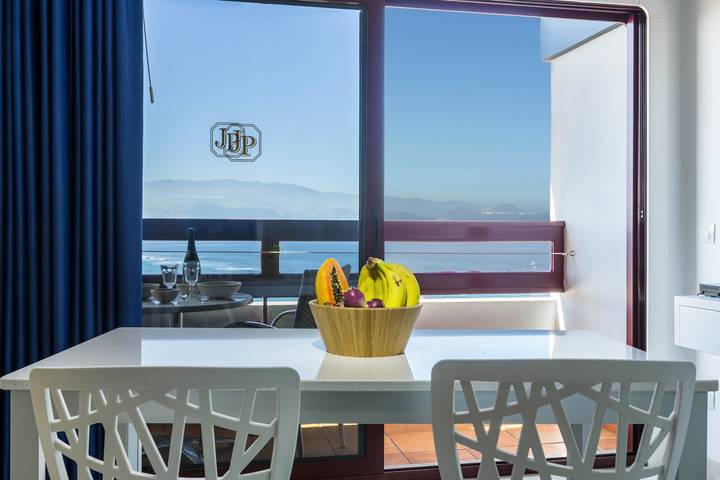 Ganze Wohnung, Ferienhaus "Studio 50" mit Meerblick, Terrasse & WLAN in La Isleta, Las Palmas