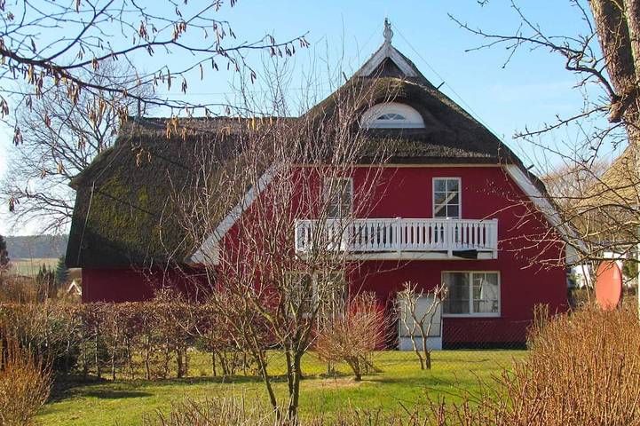 Cottage für 4 Personen, mit Pool und Garten, mit Haustier in Groß Zicker