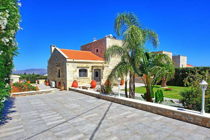 Villa für 4 Personen, mit Pool und Balkon in Chania und Umgebung - 2