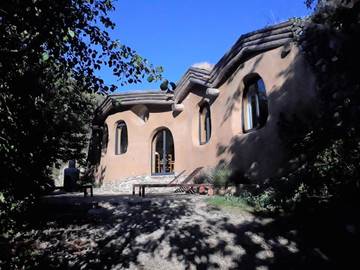 Gîte pour 4 personnes, avec piscine ainsi que vue et jardin, animaux acceptés à Rieussec