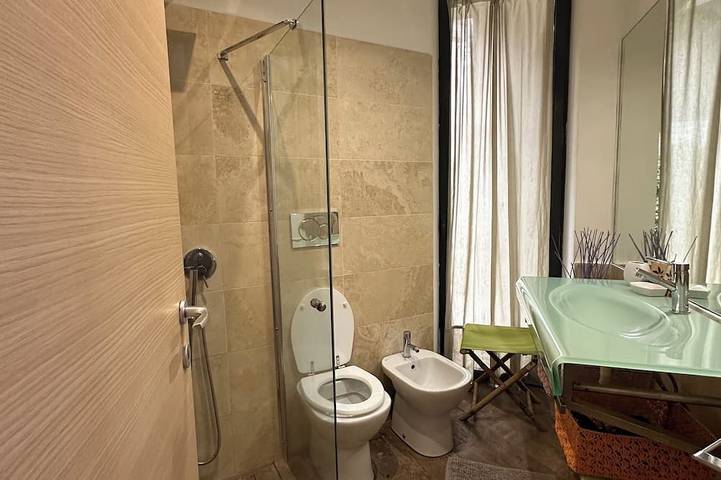 Location da sogno- Villa moderna con piscina sul mare, a due passi da Roma. in Anzio, Provincia di Roma