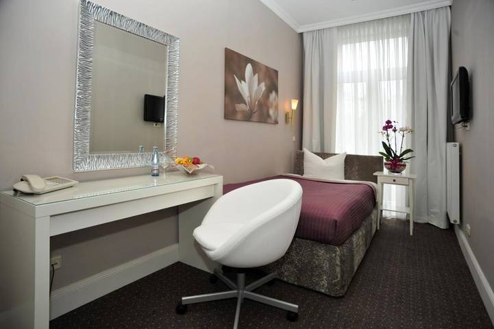 Hotel für 3 Personen in Hamburger DOM - 4