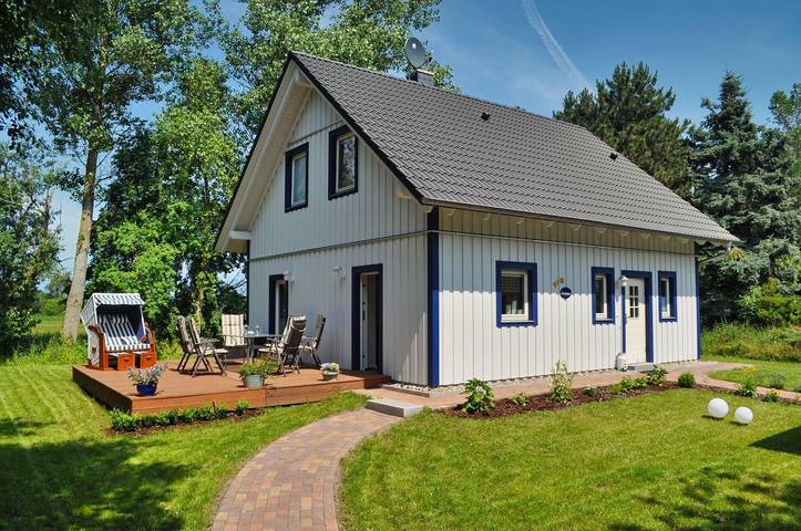 Ferienhaus für 6 Personen, mit Terrasse und Garten sowie Sauna in Wiek