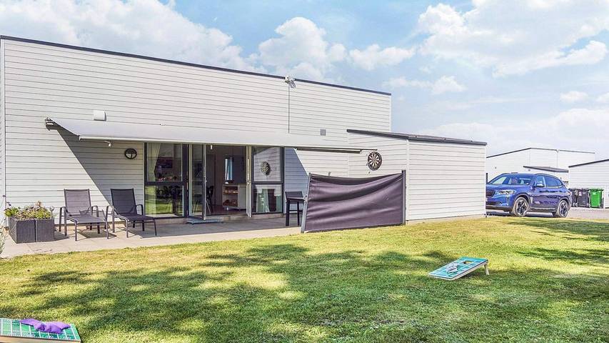 Ferieudlejning for 7 personer, med terrasse i Nexø