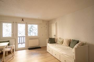 Gîte pour 4 personnes, avec balcon/terrasse et balcon dans Les Collons