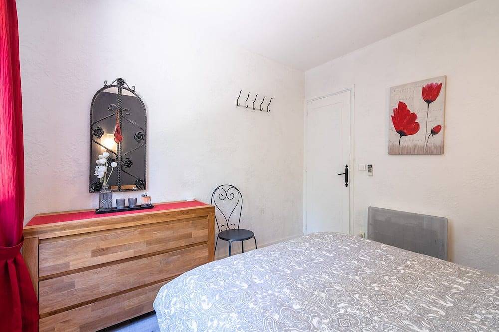 Mooie villa met verwarmd privé zwembad in Roquebrun, Béziers en omgeving