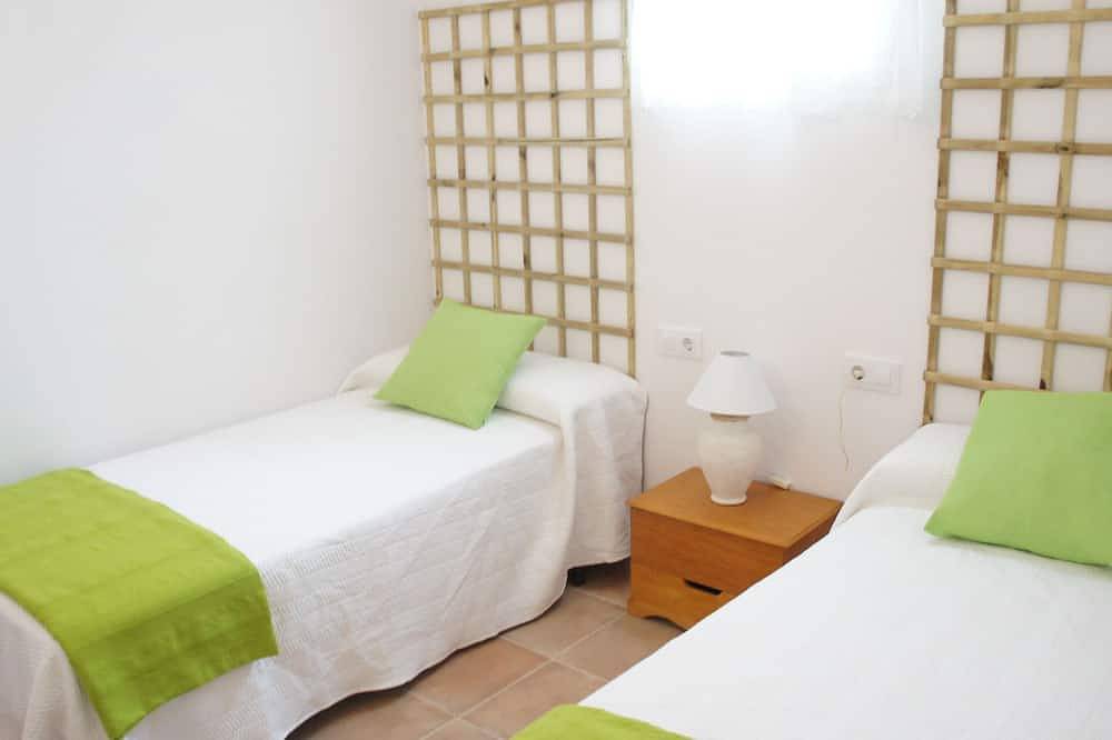 Villa Binimigi - Beach Front 4 Suites Wifi Satellite in Binisafuller Platja, Sant Lluís