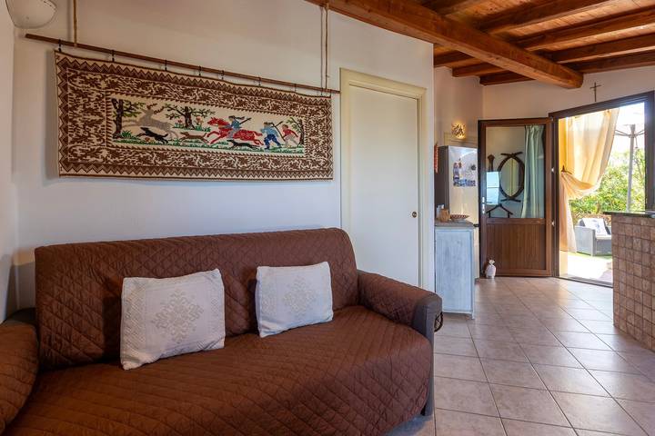 Casa vacanze 'Hakéyah' con vista mare, Wi-Fi e aria condizionata in Castelsardo, Provincia di Sassari