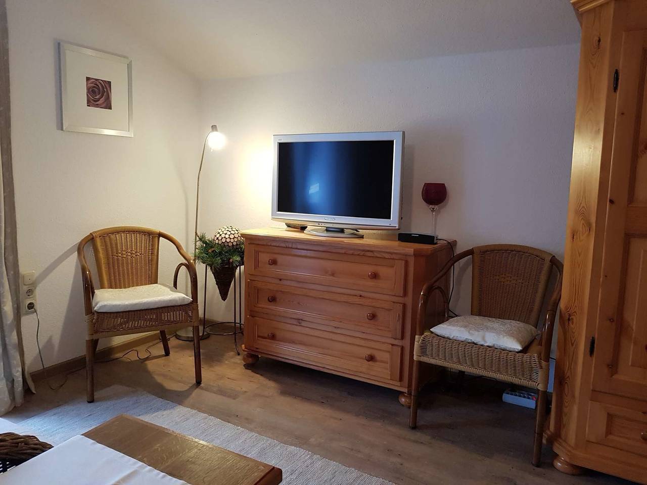 Ganze Wohnung, Ferienwohnung 'Haus Rappolder - Ferienwohnung' mit Bergblick, Privatem Garten und Wlan in Mittenwald, Bayerische Alpen