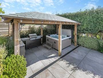 Holiday Rental for 10 People in St Mawes, Cornwall, Photo 1