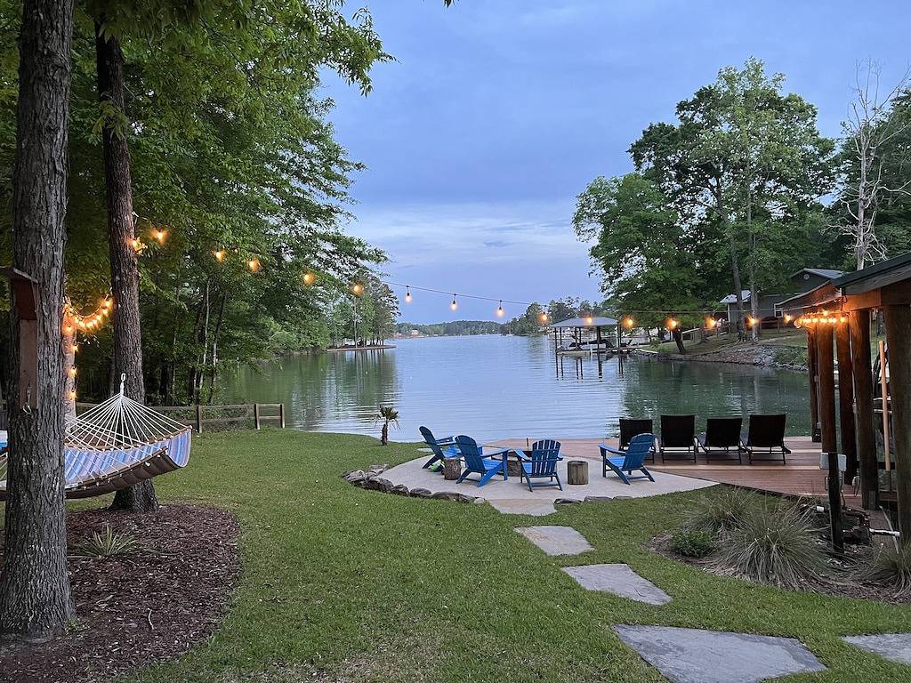 Babo's Bungalow on Lake Martin in Lake Martin