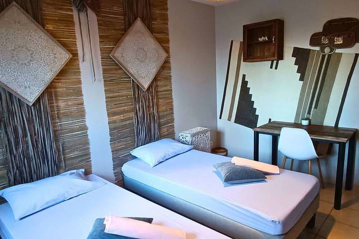 Gîte pour 20 personnes à Chatuzange-le-Goubet - 2