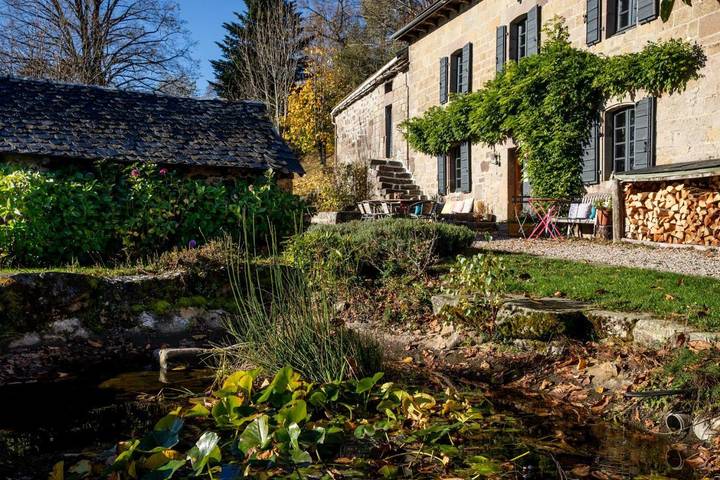 Chambre d’hôte pour 2 personnes, avec vue à Thiézac - 3