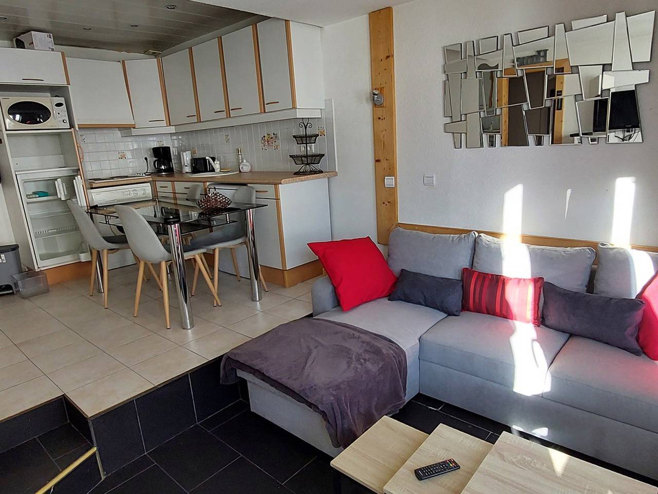 Apartamento entero, Apto. moderno centro Avoriaz, 2 dorm., balcón, acceso directo a pistas in Morzine, Les Portes du Soleil