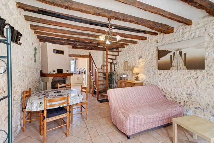'Gite Cosy En Pierres Apparentes' House with Private Pool, Private Terrace & Shared Garden in Fossemagne, Périgord Noir