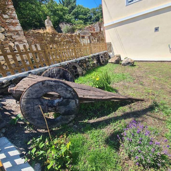 Casa rural para 8 personas, con Balcón y Terraza además de Jardín y Vistas en Porquera